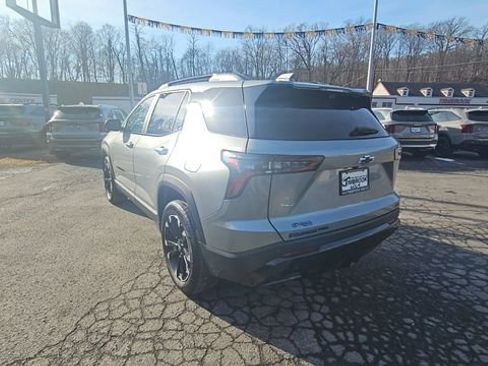 Used 2025 Chevrolet Equinox RS w/ Safety and Technology Package image 5
