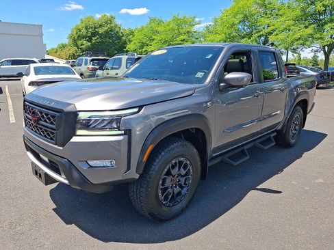 Used 2024 Nissan Frontier PRO-4X w/ Pro Premium Package AWD/4WD image 3