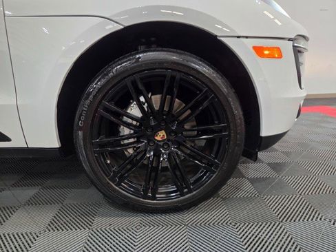 Used 2016 Porsche Macan S image 78