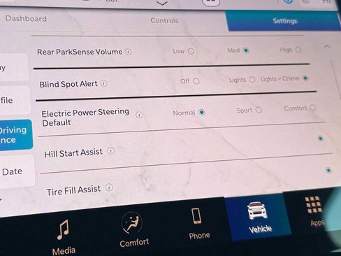 New 2025 Jeep Grand Cherokee L Limited w/ Black Appearance Package image 33