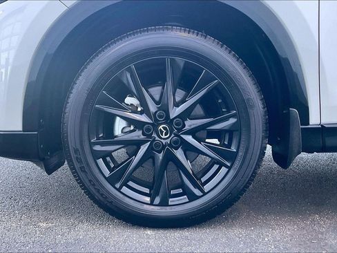 Used 2024 MAZDA CX-5 Carbon Edition image 9