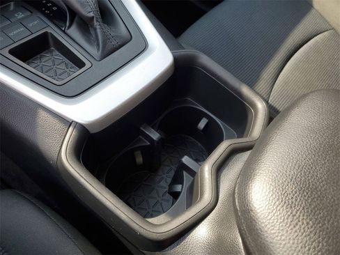 Used 2023 Toyota RAV4 LE image 29