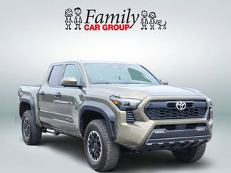 Used 2024 Toyota Tacoma TRD Off-Road w/ TRD Off Road Premium Package AWD/4WD video 2