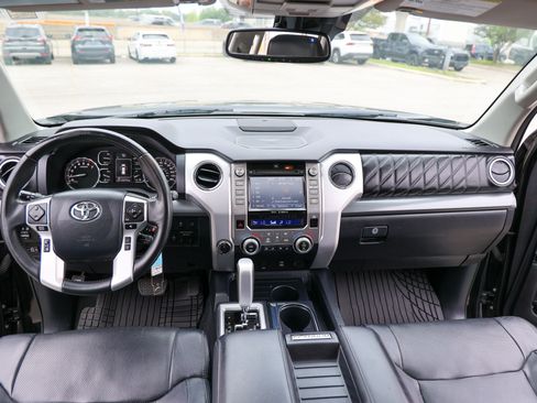 Used 2018 Toyota Tundra Platinum AWD/4WD image 39