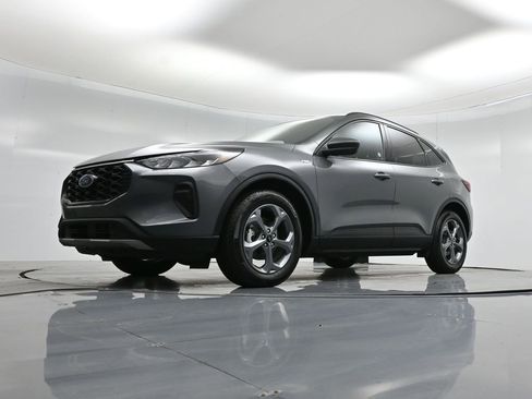 Used 2025 Ford Escape ST-Line image 44