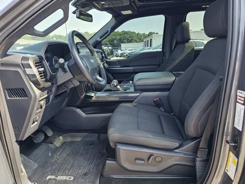 Used 2022 Ford F150 XLT w/ Equipment Group 302A High AWD/4WD image 17