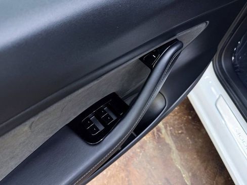 Used 2020 Tesla Model 3 Long Range image 13