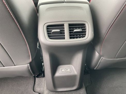 Used 2023 Buick Envision Essence w/ Sport Touring Package image 31