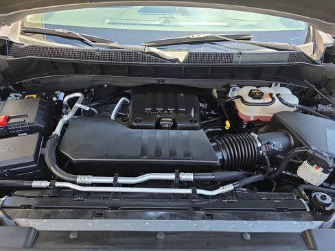Certified 2025 Chevrolet Silverado 1500 Custom w/ LPO, Dark Essentials Package AWD/4WD image 37