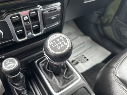 Used 2021 Jeep Wrangler Unlimited Sahara image 26