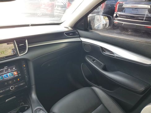 Used 2020 INFINITI QX50 Luxe w/ Navigation Package image 52