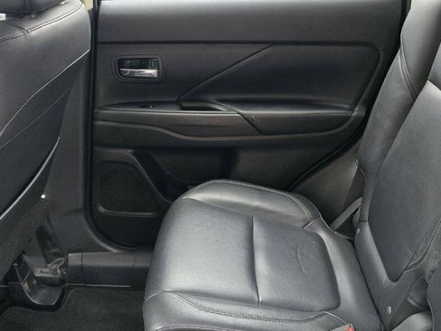 Used 2020 Mitsubishi Outlander SEL AWD/4WD image 14