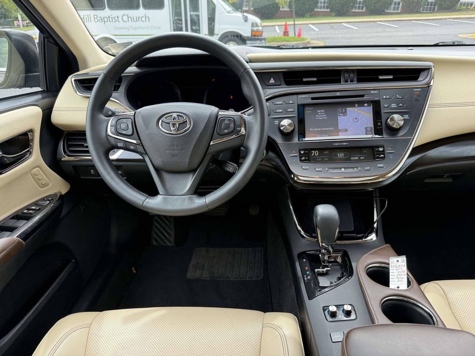 Used 2016 Toyota Avalon Limited FWD image 8
