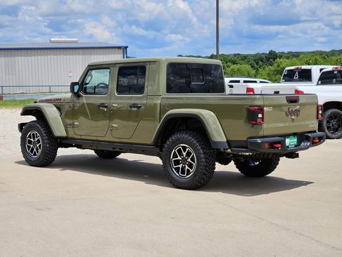 New 2025 Jeep Gladiator Rubicon image 4
