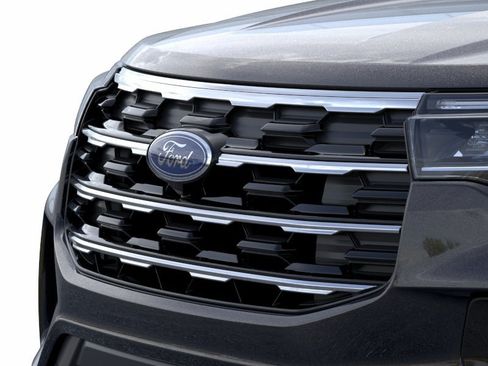 Used 2026 Ford Explorer Active w/ Active Comfort Package AWD/4WD image 20
