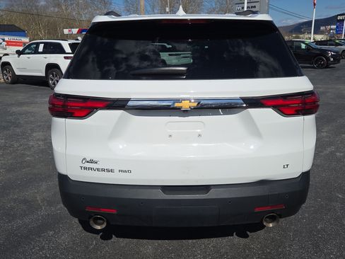 Used 2023 Chevrolet Traverse LT AWD/4WD image 4
