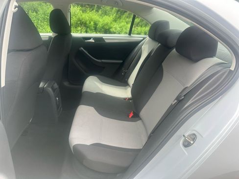 Used 2017 Volkswagen Jetta S FWD image 12