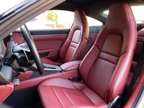 Certified 2024 Porsche 911 Carrera S RWD image 4