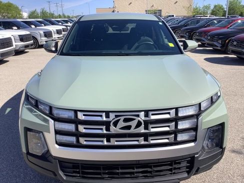 Used 2026 Hyundai Santa Cruz SE AWD/4WD image 3