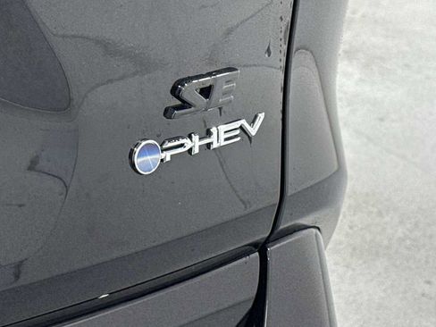 New 2025 Toyota RAV4 SE image 29