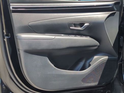 Used 2023 Hyundai Santa Cruz SEL Premium image 15