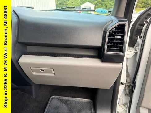 Used 2015 Ford F150 XL w/ Equipment Group 101A Mid RWD image 23