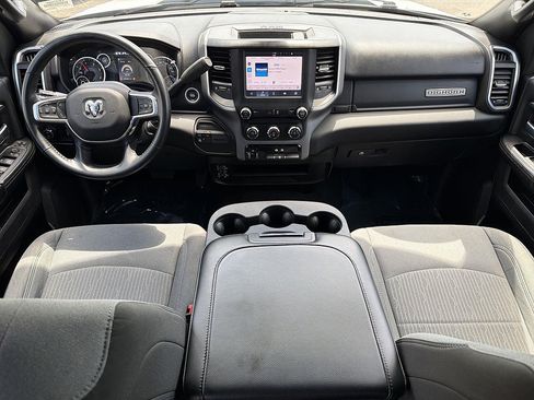 Used 2024 RAM 3500 Big Horn AWD/4WD image 18