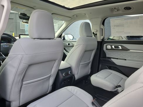 New 2026 Ford Explorer Platinum w/ LUX Leather Package image 15