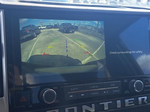 Certified 2025 Nissan Frontier SV image 21