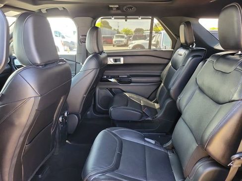 Used 2023 Ford Explorer ST w/ Equipment Group 401A image 9