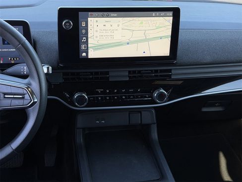 Used 2024 Honda Prologue EX image 16