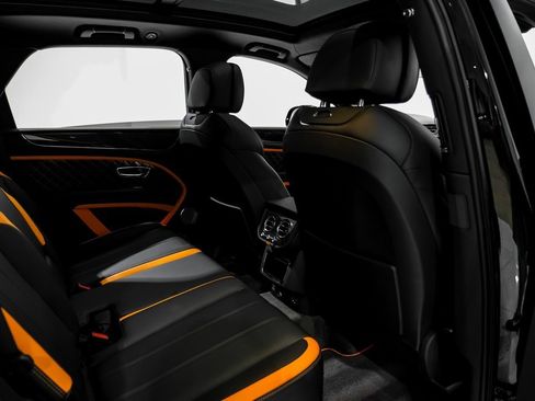 Used 2023 Bentley Bentayga Speed image 41