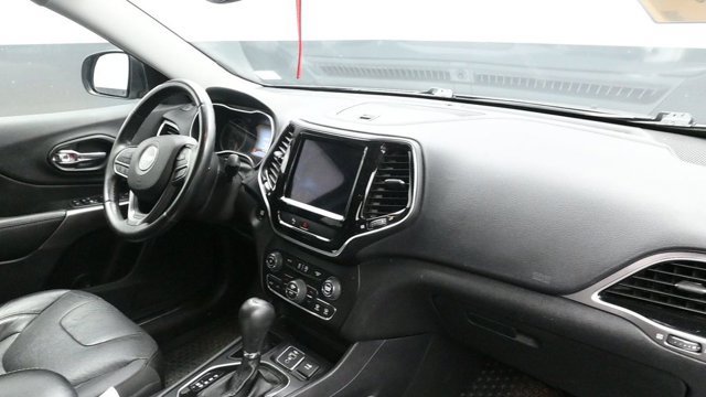 Used 2020 Jeep Cherokee Limited FWD image 16