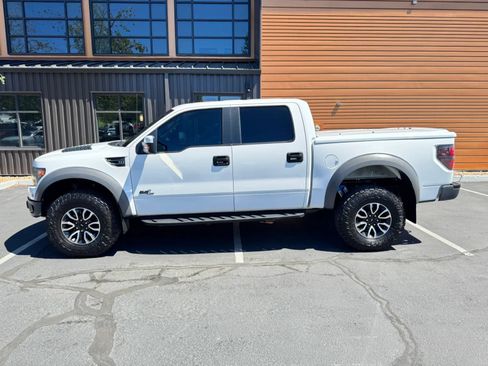 Used 2014 Ford F150 Raptor w/ Equipment Group 801A Luxury AWD/4WD image 2