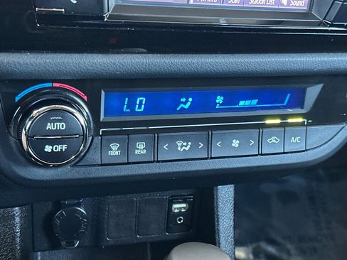 Certified 2016 Toyota Corolla S image 22