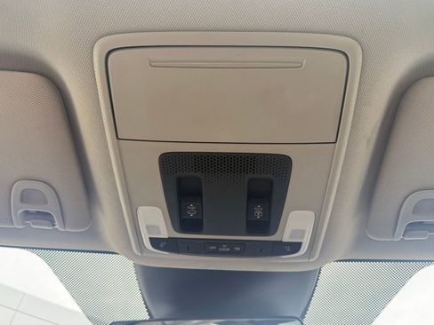 Used 2023 Honda Pilot Elite image 18