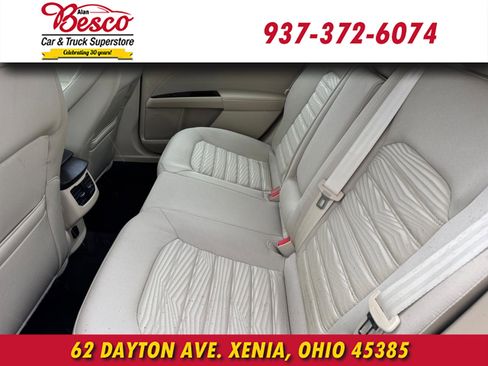 Used 2016 Ford Fusion SE image 9