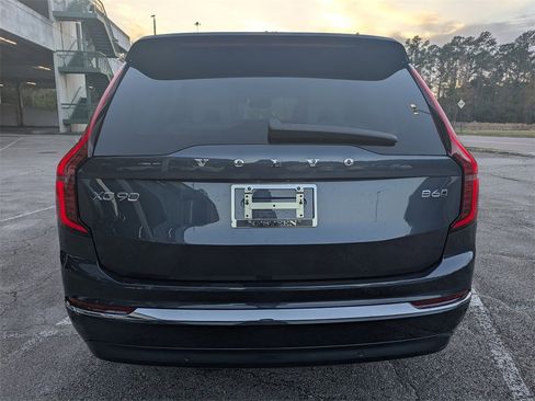 New 2026 Volvo XC90 B6 Ultra w/ Protection Package image 15