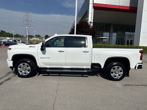 Used 2022 Chevrolet Silverado 2500 LTZ w/ Z71 Chrome Sport Edition AWD/4WD image 5