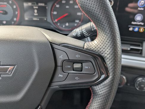 Certified 2024 Chevrolet Trax RS w/ Driver Confidence Package image 19