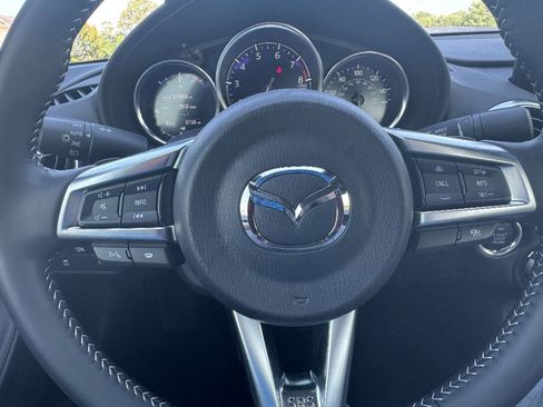 Used 2024 MAZDA MX-5 Miata RF Grand Touring image 25