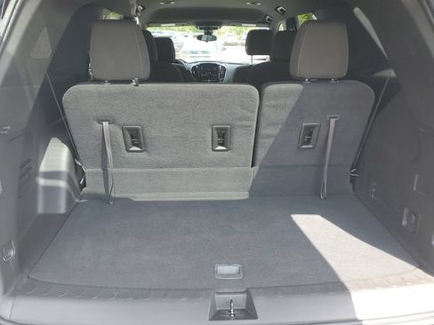 Used 2023 Chevrolet Traverse LT AWD/4WD image 7
