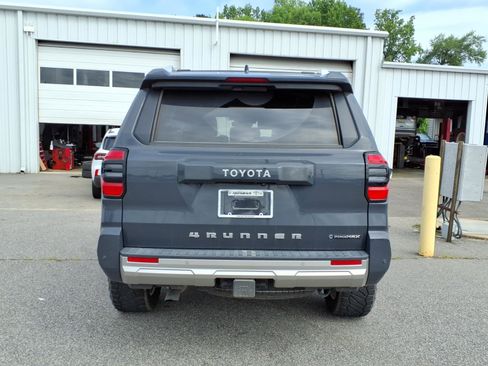 Used 2026 Toyota 4Runner Limited AWD/4WD image 11