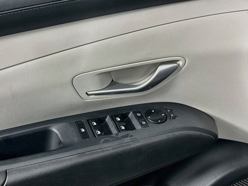 Used 2025 Hyundai Tucson SEL FWD image 15