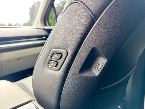 Used 2023 Kia Carnival SX Prestige FWD image 47