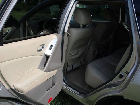 Used 2010 Nissan Murano SL w/ Leather Pkg AWD/4WD image 30