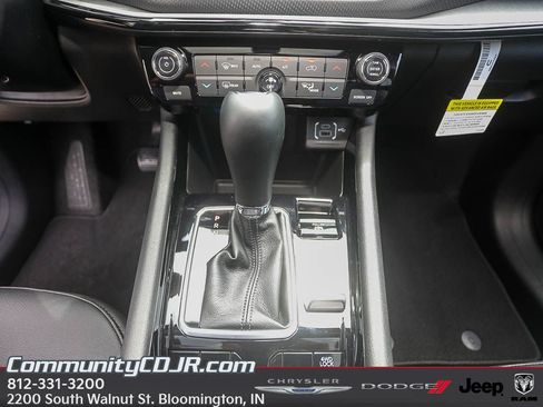 New 2025 Jeep Compass Limited w/ High Altitude Package image 17