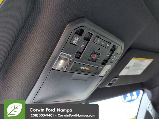 Used 2022 Toyota Tundra Capstone AWD/4WD image 21