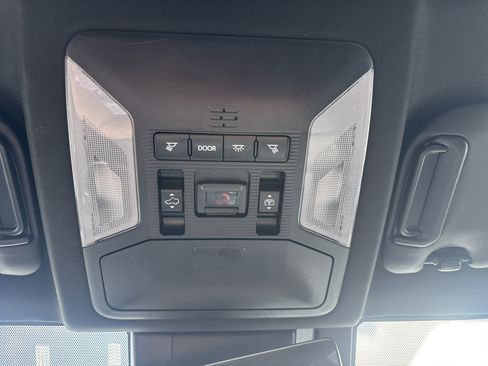 Used 2021 Toyota RAV4 XSE AWD/4WD image 37