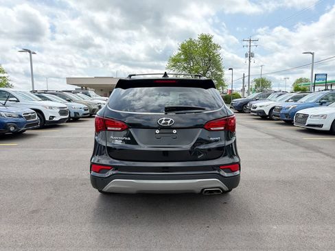 Used 2018 Hyundai Santa Fe Sport FWD image 12